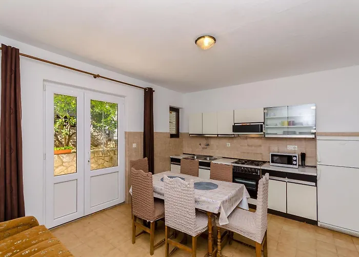 Rustic Apartman
