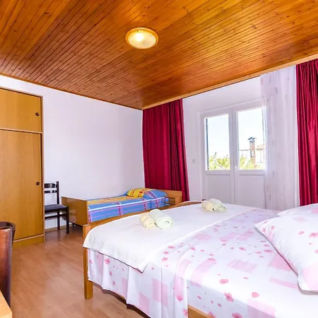 Apartman Rustic Jelsa (Hvar)