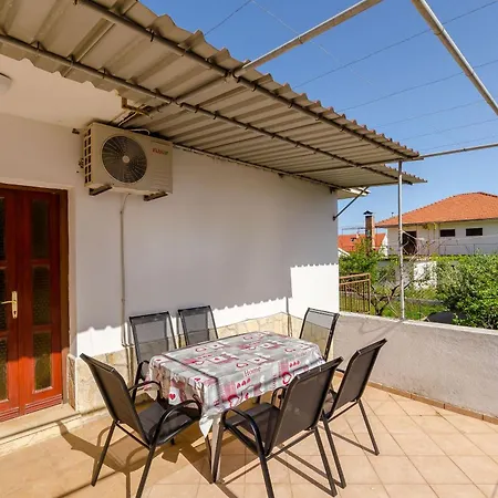 Rustic * Jelsa (Hvar)